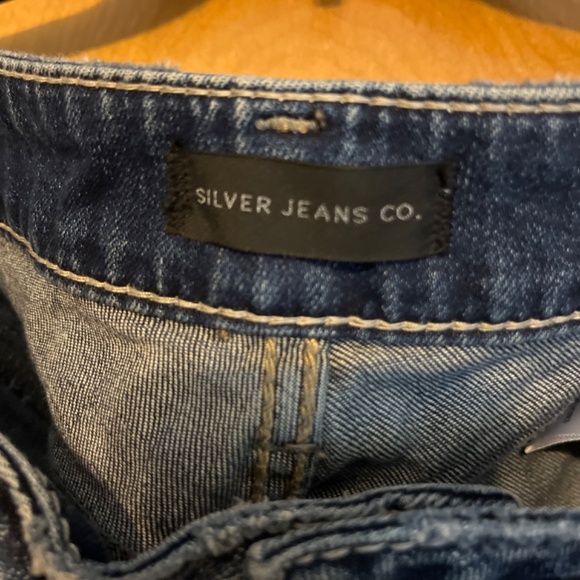 Jeans - Picture 3 of 4